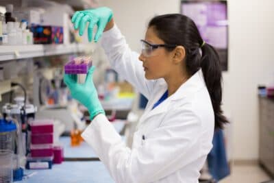 8 mujeres que transforman la ciencia en América Latina