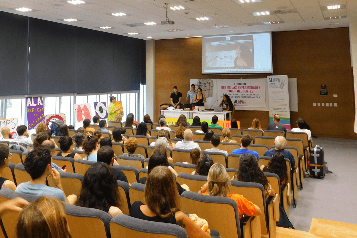 Un Ensayo para Mí presente en el encuentro de Enfermedades Poco Frecuentes organizado por ALAPA