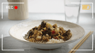 Comé rico y saludable con este salteado de pescado